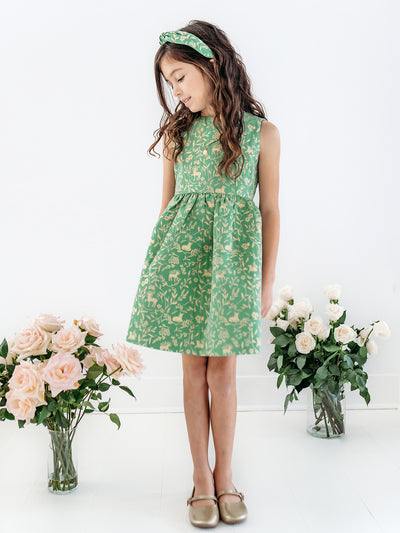 Lily & Lamb – Lily and Lamb